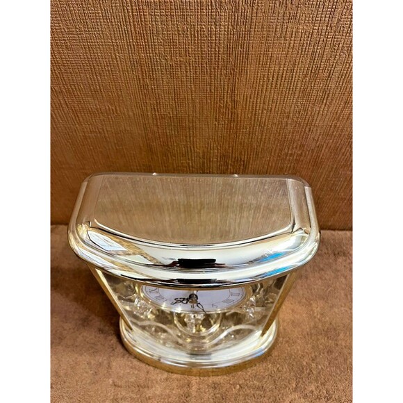 Rhythm Quartz Clock Swinging Cherubs Pendulum 10" Vintage Melody Chime 4RH741 - Picture 3 of 8